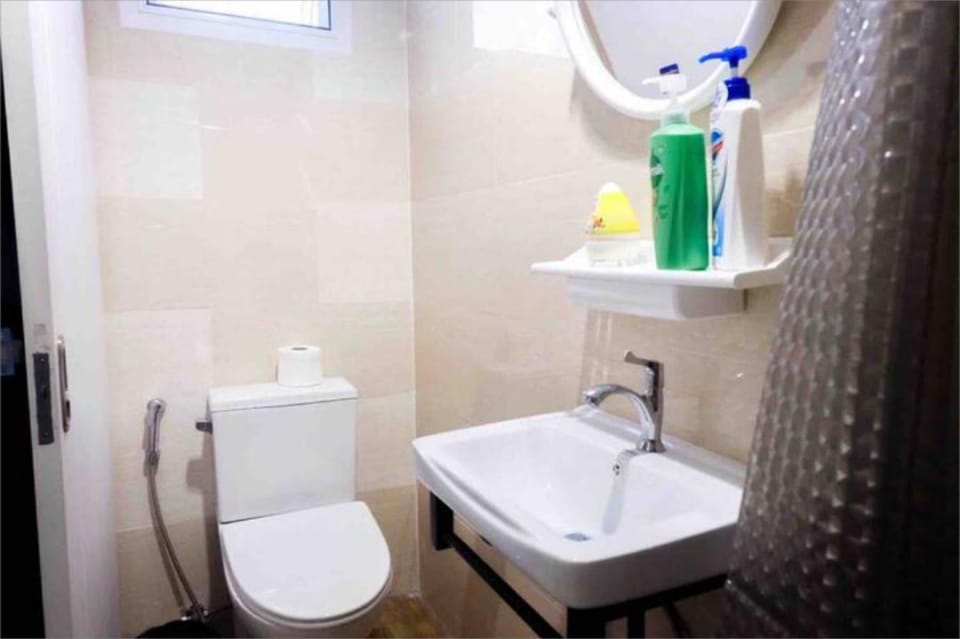 Toilet, Bathroom