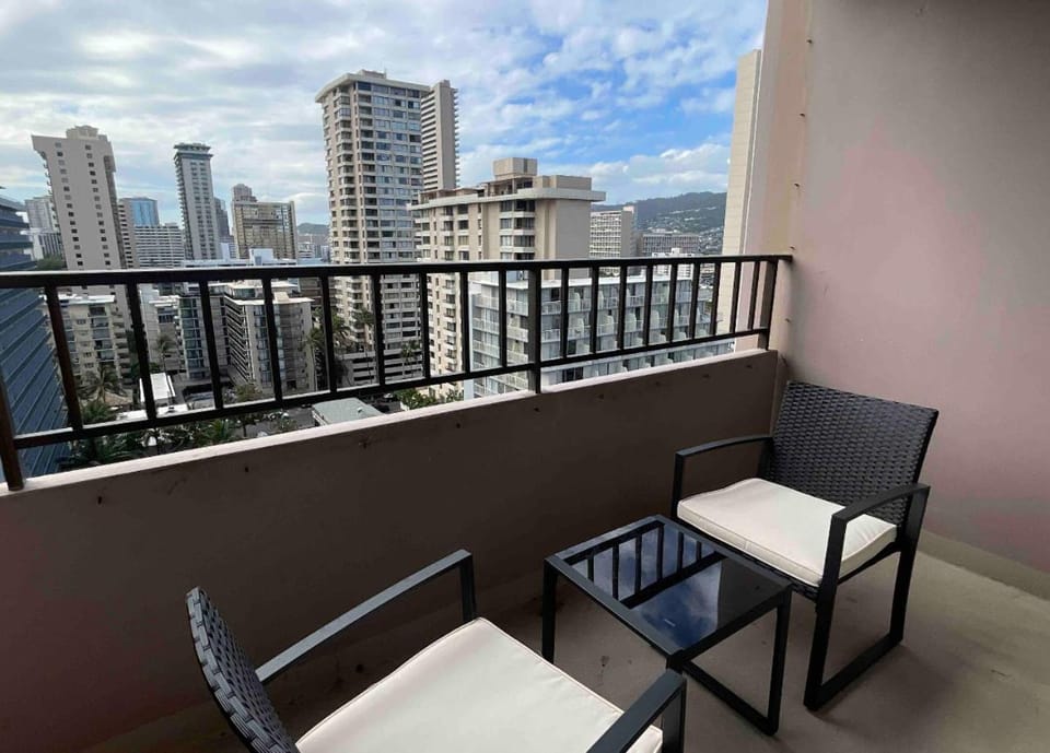 View (from property/room), Balcony/Terrace