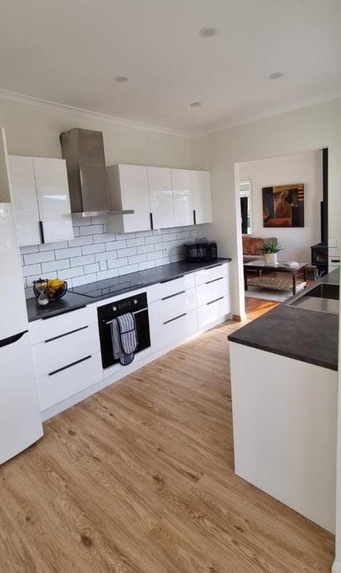 Kitchen or kitchenette, dishwasher, minibar, pet friendly, stove