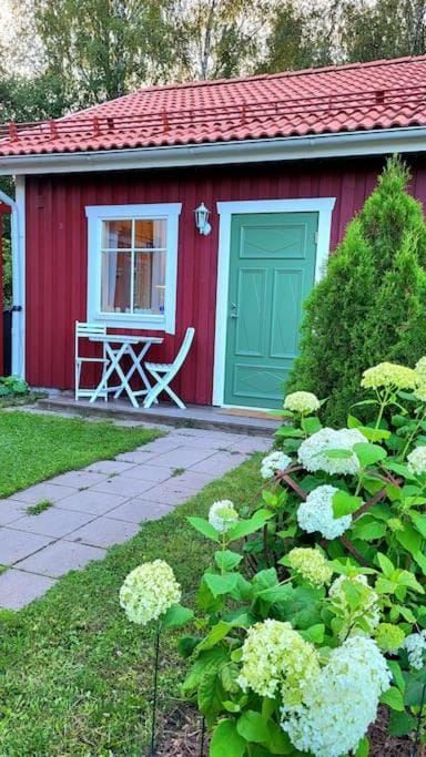 Property building, Garden