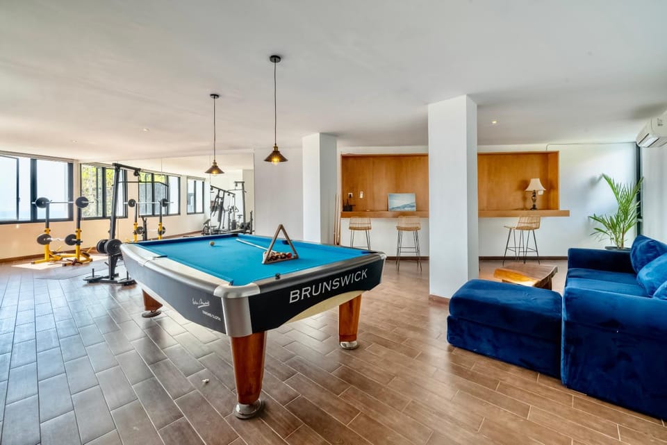 Billiard, Game Room, Seating area