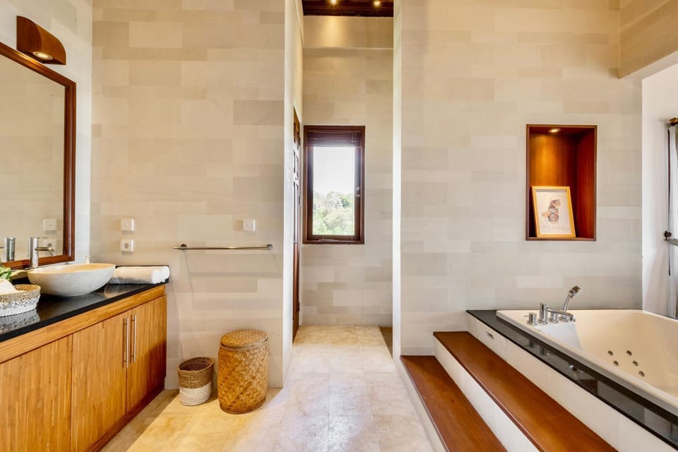 Bathroom, Bath