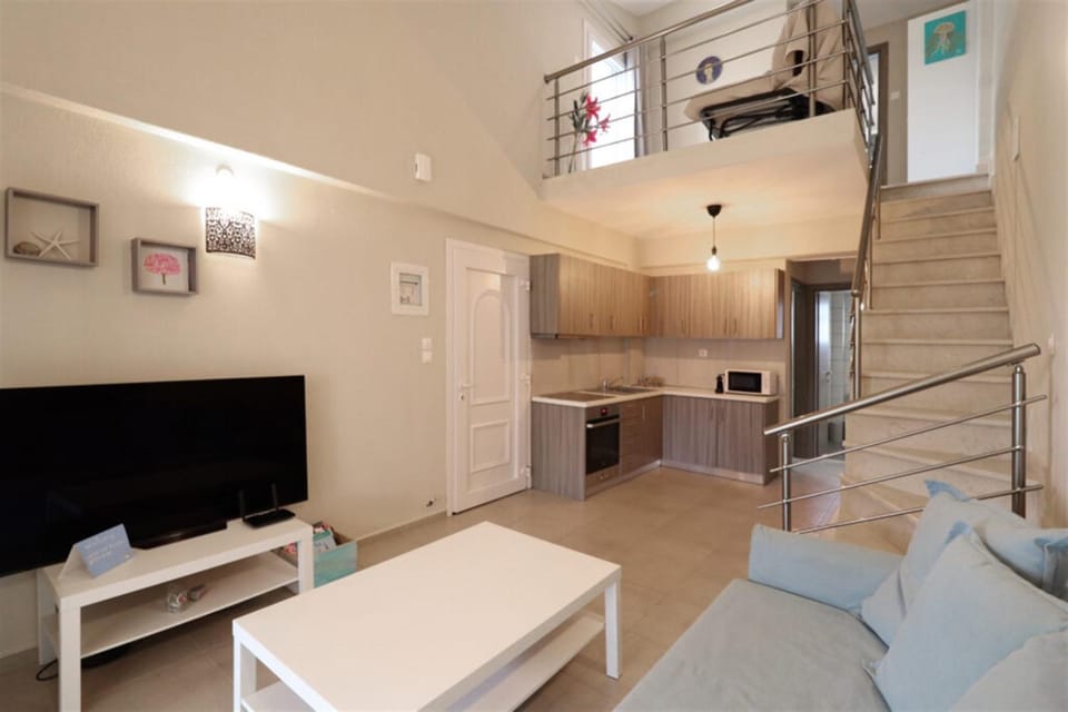 Living room, Seating area, kitchen