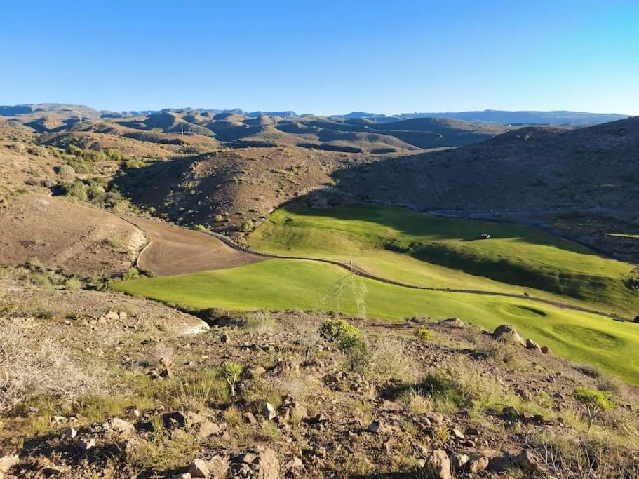 Villa Vista Golf Salobre - Maspalomas self-sufficient with pool heating Villa in Comarca Sur