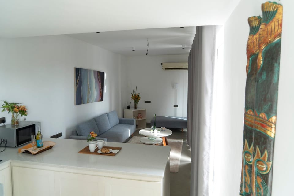 Communal lounge/ TV room, Kitchen or kitchenette