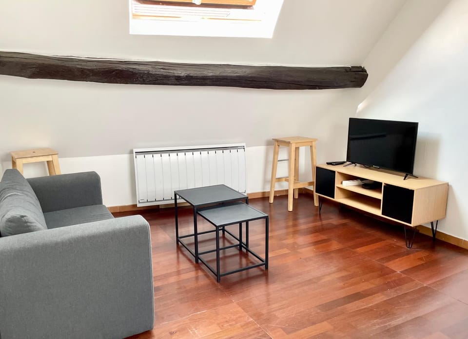 Le P'tit Villiers - Charmant logement proche Paris Apartment in Noisy-le-Grand