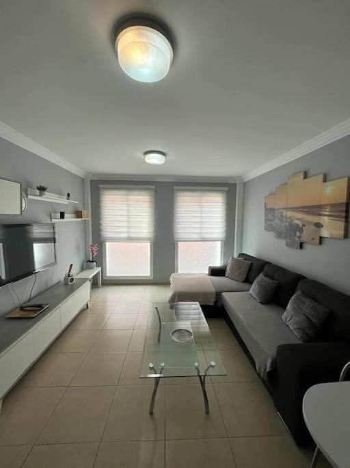 Piso familiar 2 dorm. Cocina Apartment in Orotava Valley