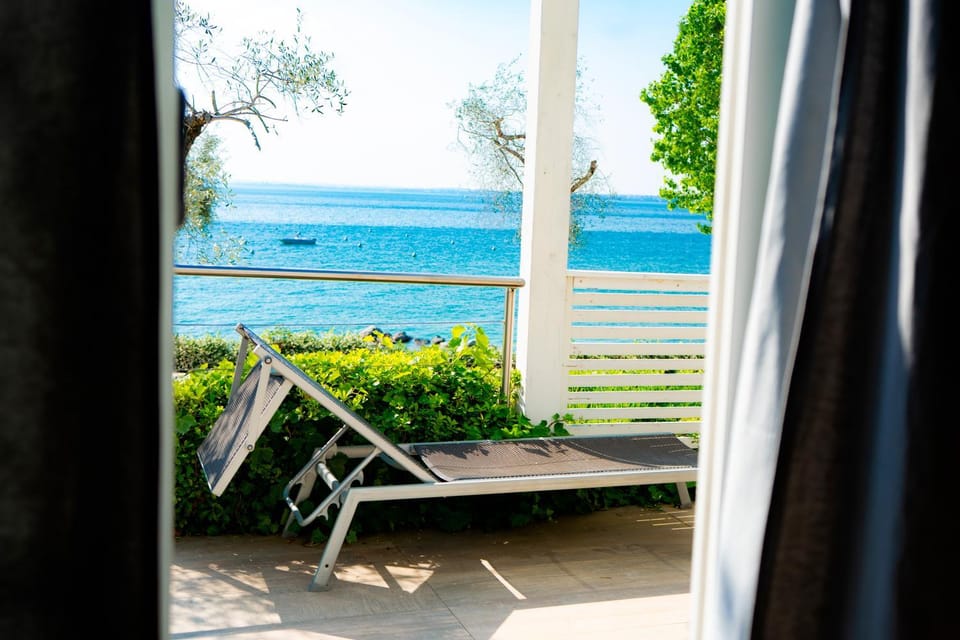 Patio, View (from property/room), Lake view, sunbed