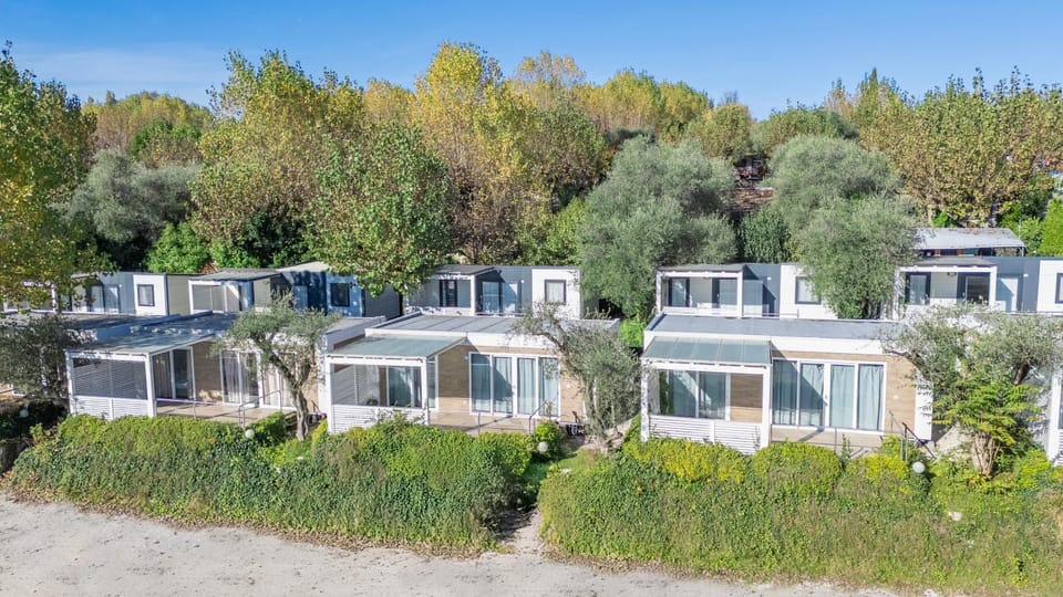 Property building, Bird's eye view
