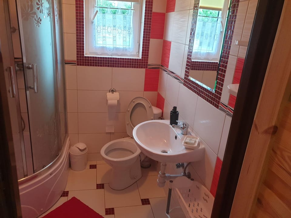 Domek w Bieszczadach u Ani Apartament 3 Apartment in Slovakia