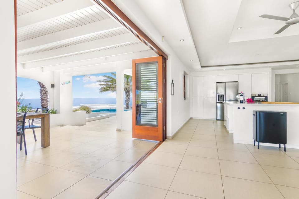 Natural landscape, Kitchen or kitchenette, Dining area