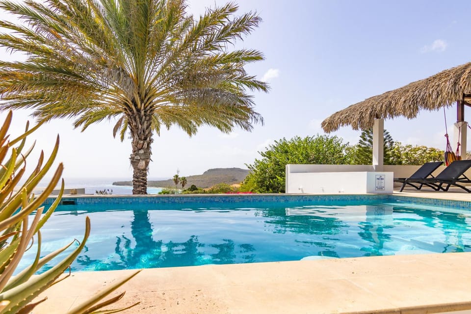 Sea view, Swimming pool
