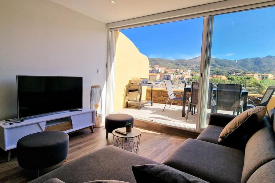 Unique Rare 1ère ligne neuf clim Apartment in Port-Vendres