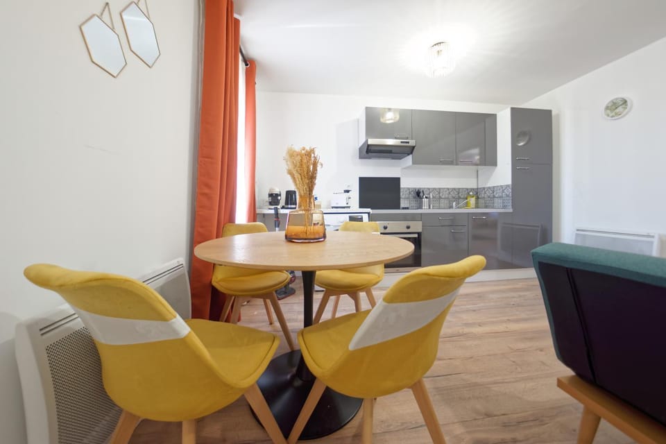 Le Soleilcasa - 3 personnes - bureau & wifi Apartment in Perpignan