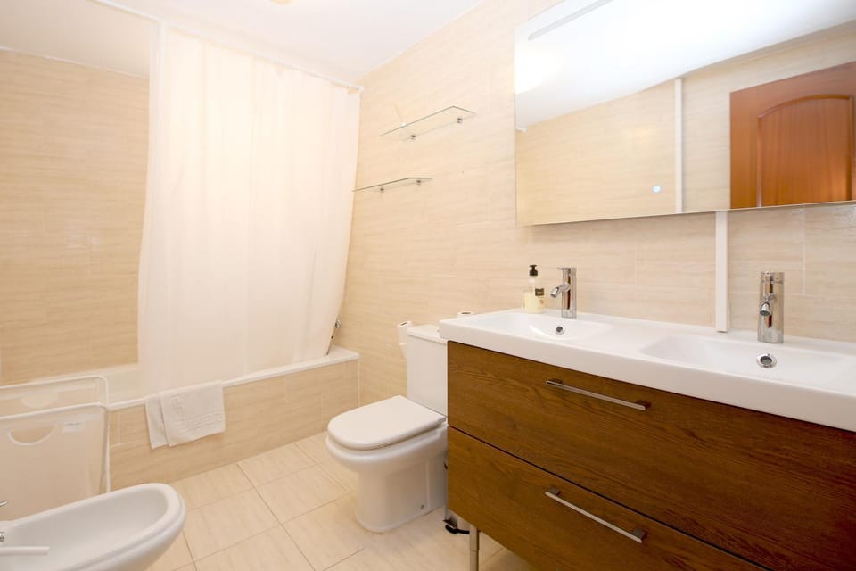Shower, Toilet, Bathroom, Bath, bidet
