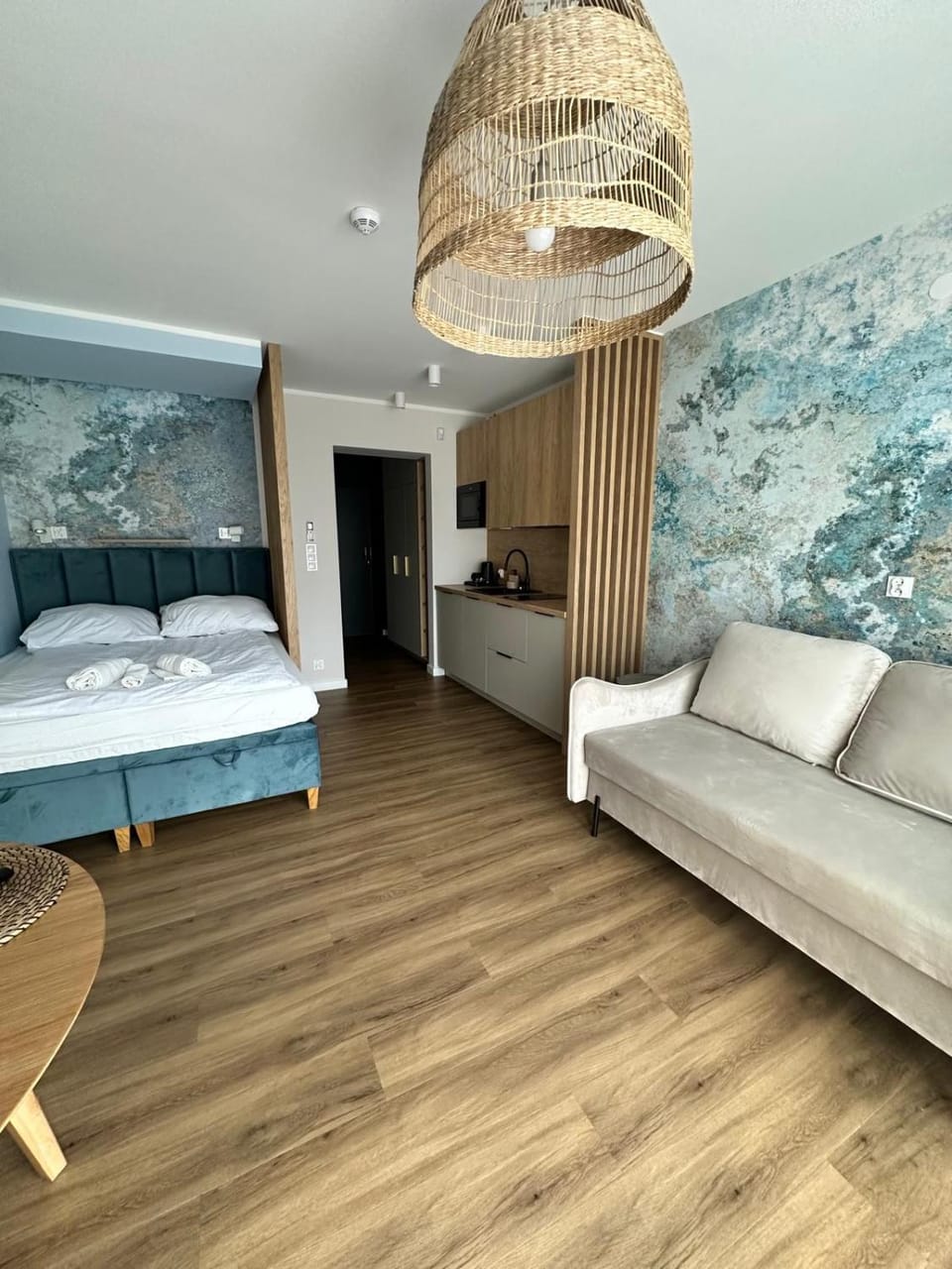 Bed, Coffee/tea facilities, Living room, Photo of the whole room, Bedroom
