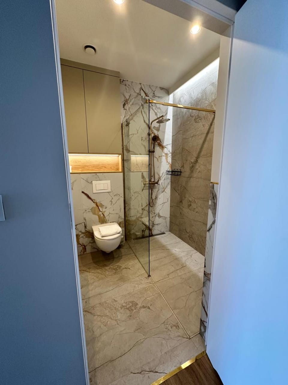 Shower, Bathroom