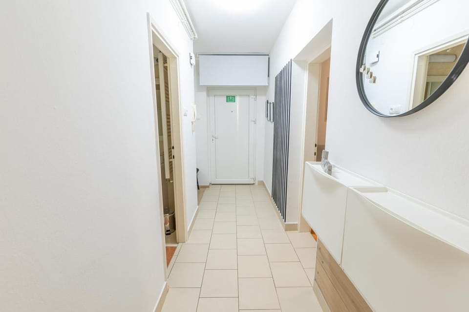 Property building, Lobby or reception