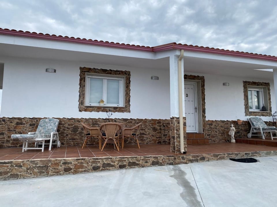Property building, Balcony/Terrace