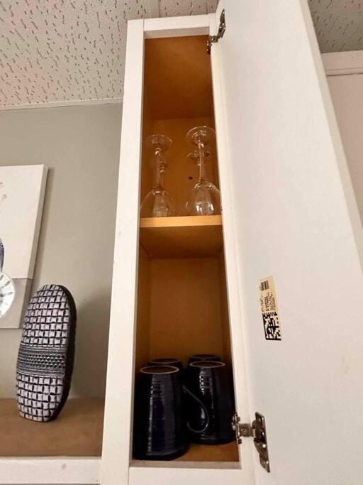 Zen Haven 3- Close to Downtown Indianapolis- Queen Bed Apartment in Indianapolis