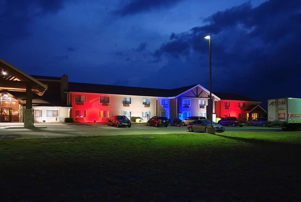 Property building, Night, On site, Time of day