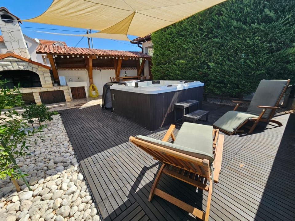 Villa Melosa Villa in Šibenik-Knin County, Croatia