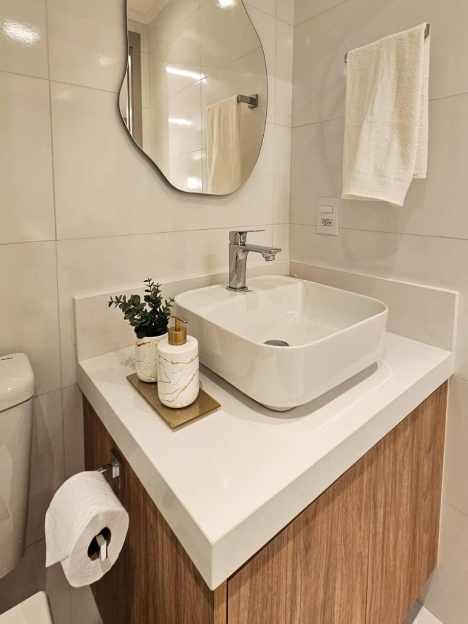 Bathroom, View (from property/room), hair dresser, towels