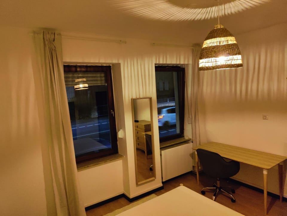 Bedroom, hair dresser