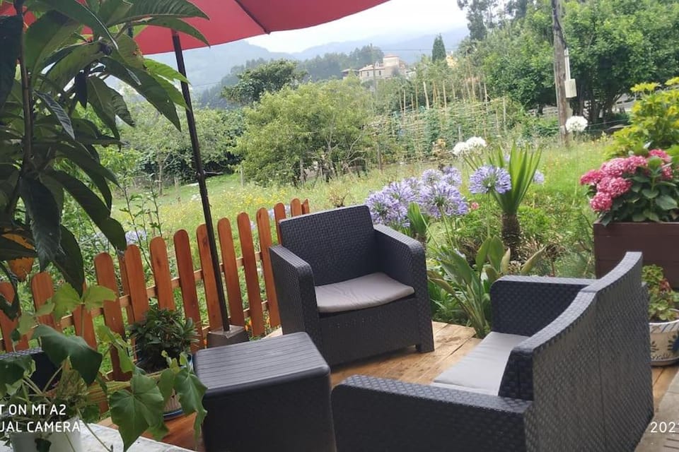 Apartamento abuhardillado en pueblo asturiano Apartment in Asturias