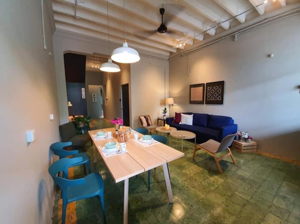 myRoom Georgetown, Off Jalan Burma, Gurney Drive Vacation rental in George Town