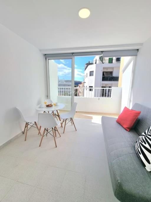 Clavel Apartment in Los Cristianos