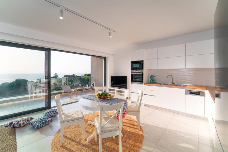 View (from property/room), Kitchen or kitchenette