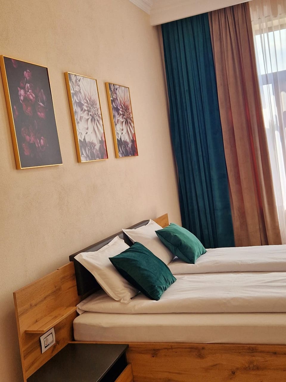 ORI Family Apart. Malul Muresului Apartment in Timiș County