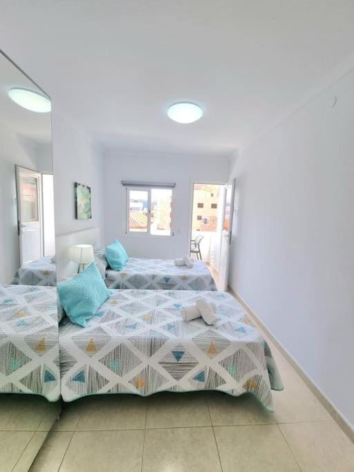 Suecia Lirio Apartment in Los Cristianos