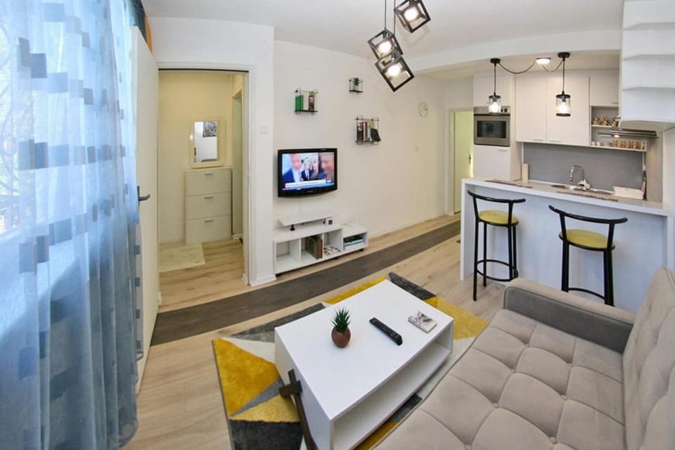 TV and multimedia, Kitchen or kitchenette, Living room, Seating area, Dining area, pet friendly