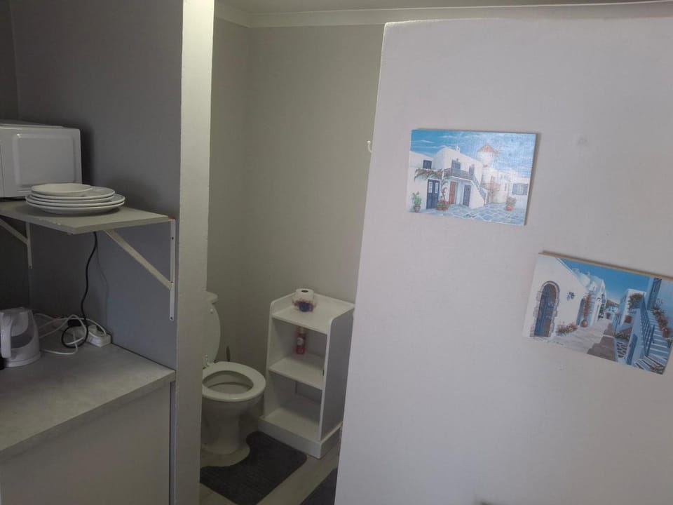Hysie oppie see House in Western Cape