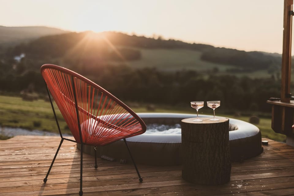 Natural landscape, Hot Tub, Mountain view, Sunset