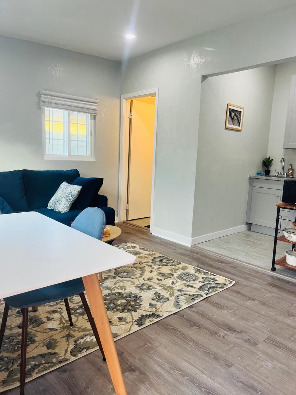 Guest house near LAX, Sofi, Intuit with private parking Bed and Breakfast in Inglewood