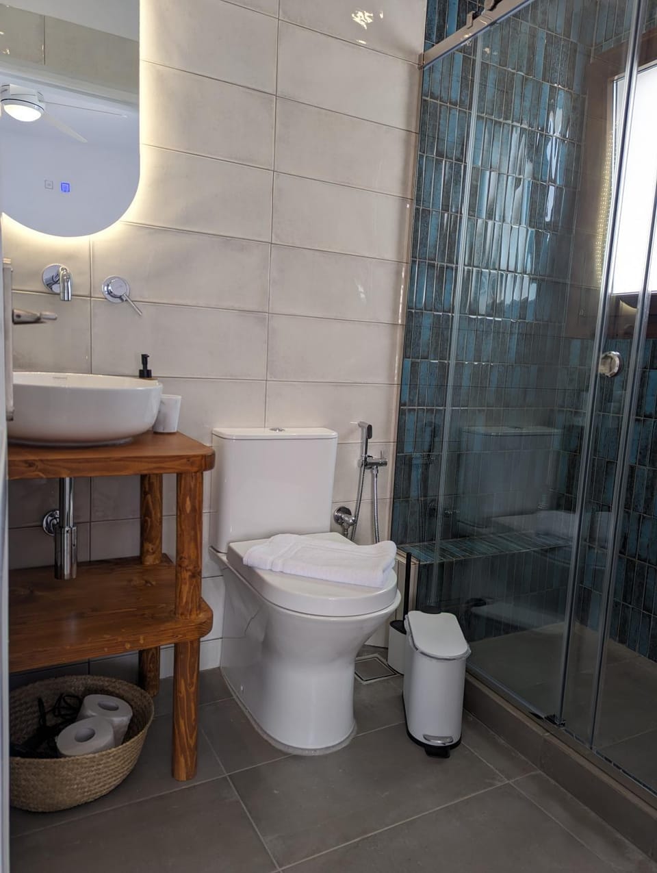 Shower, Toilet, Bathroom