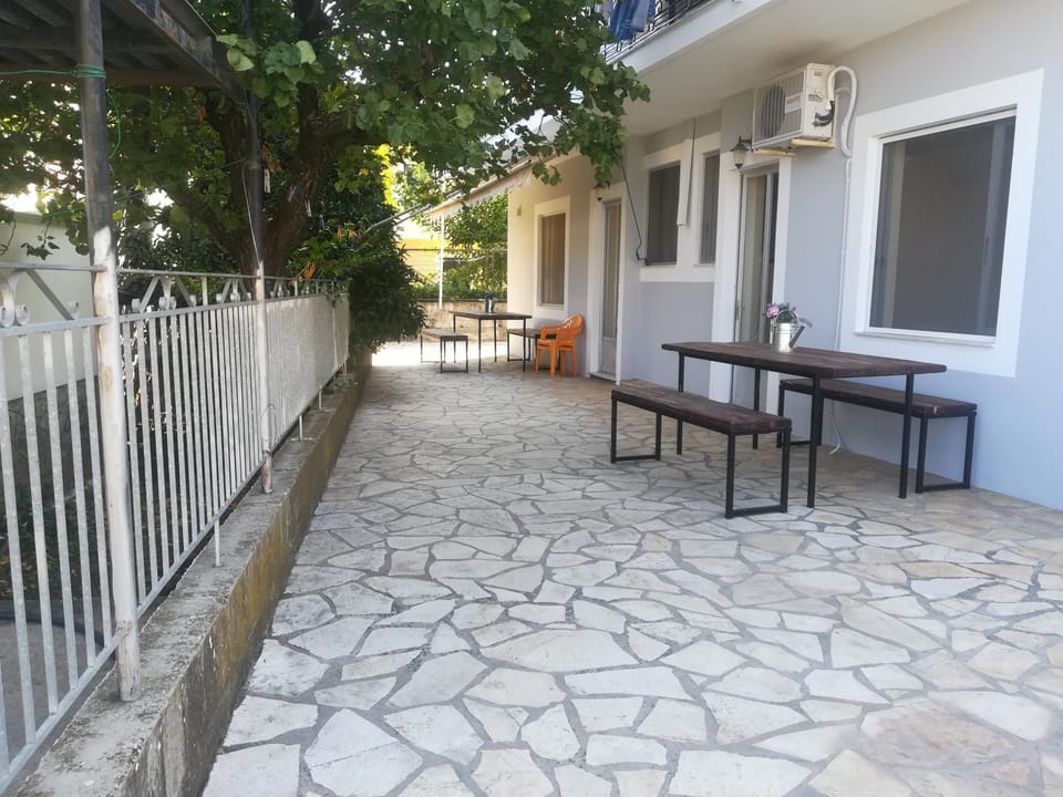 Inner courtyard view