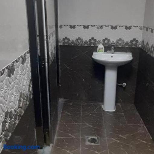 Making friends with guests Apartment in Al Sharjah