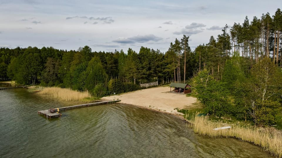 Borowa Chatka House in Pomeranian Voivodeship