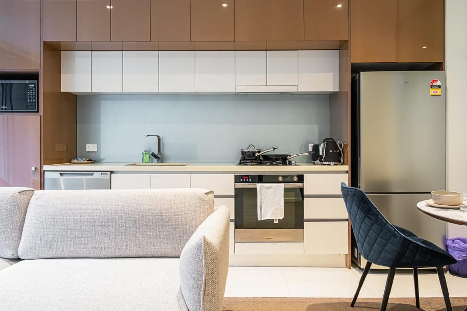 Modern Urban Retreat 1BR Apt near Chatswood Apartment in Sydney