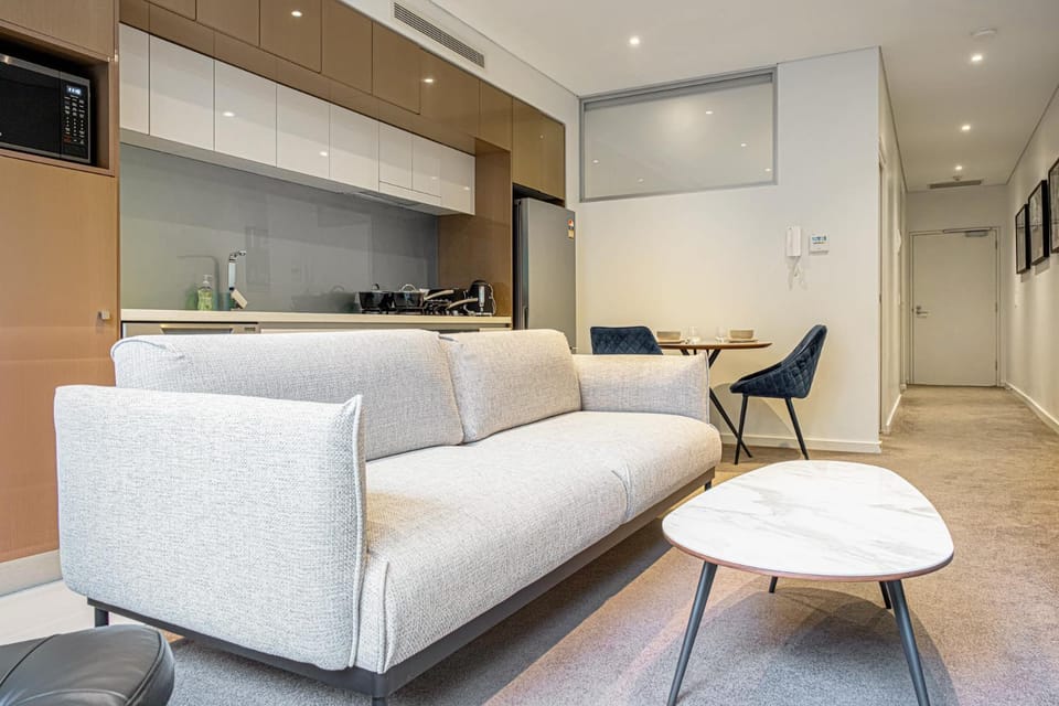 Modern Urban Retreat 1BR Apt near Chatswood Apartment in Sydney