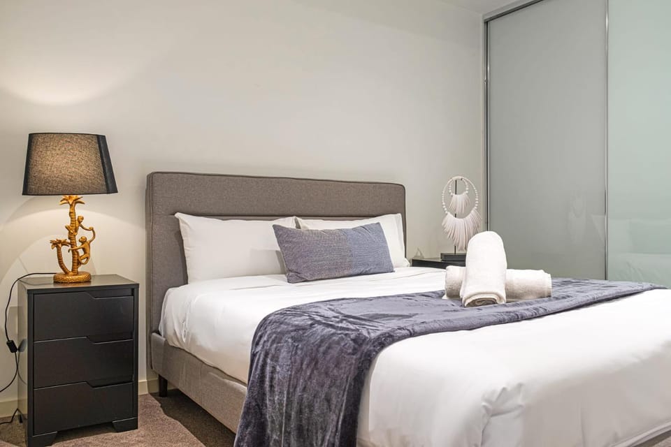 Modern Urban Retreat 1BR Apt near Chatswood Apartment in Sydney
