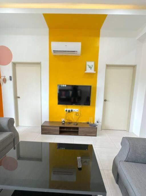Summer View Apartment + Sky pool Apartment in Kedah