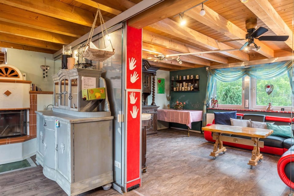 Property building, Kitchen or kitchenette, Living room