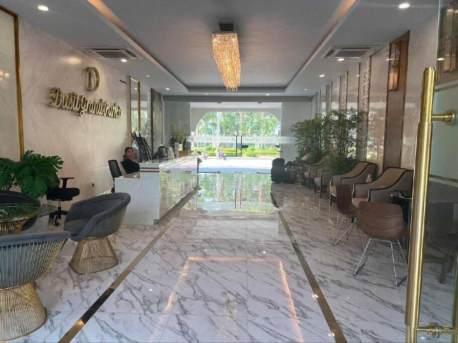 Nice两房公寓家庭绝佳度假房一楼水系 Apartment in Pattaya City