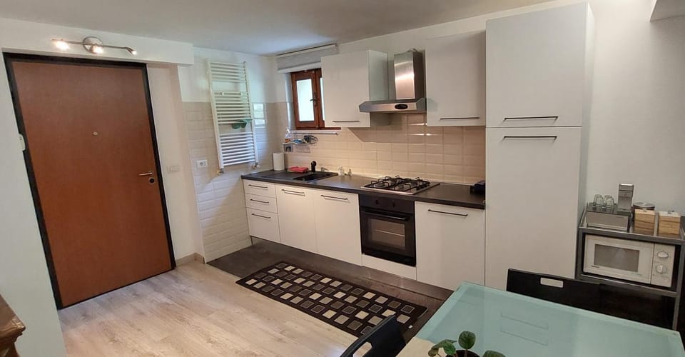 Balcony/Terrace, Kitchen or kitchenette, dishwasher, oven, stove