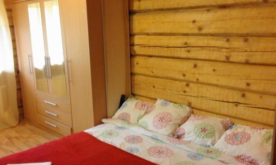Bedroom, wardrobe